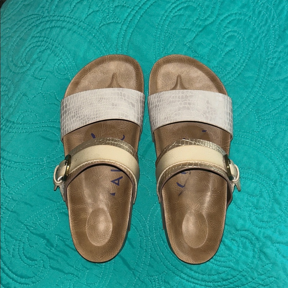 Women's Two-Strap Slide Sandals in Cream and Gold